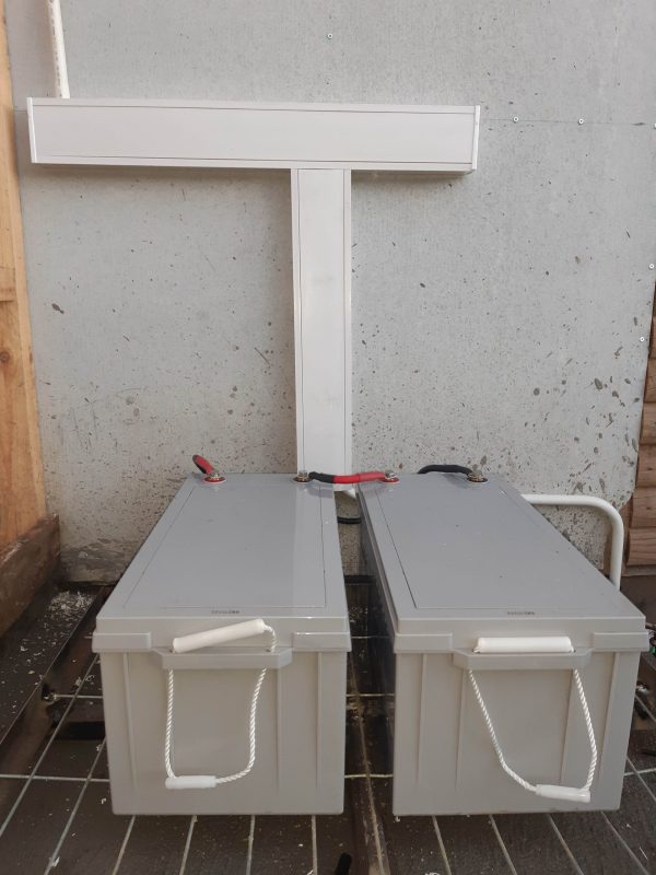 Proyecto Fotovoltaico Inversor 3000W, PV1800W, Bt 4800W - Imagen 4